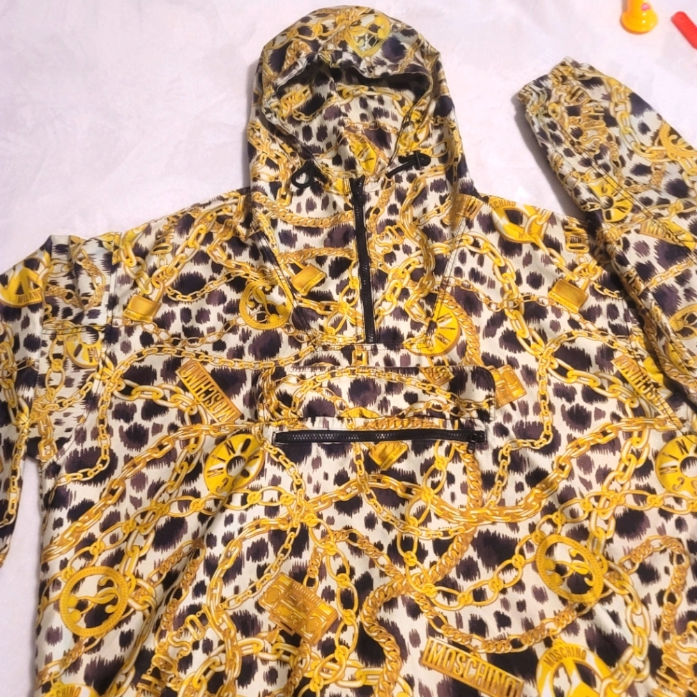 Oversized Moschino pullover jacket